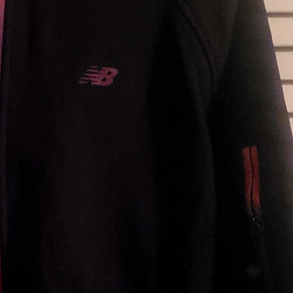 New Balance Jacket - Picture 2 of 4